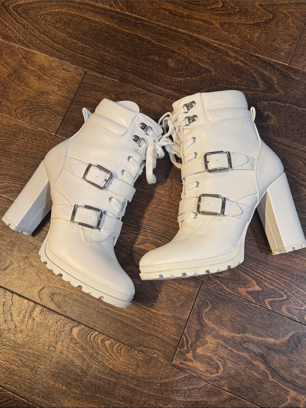 Shoe Dazzle White Lace-Up Buckle Block Heel Ankle Boots